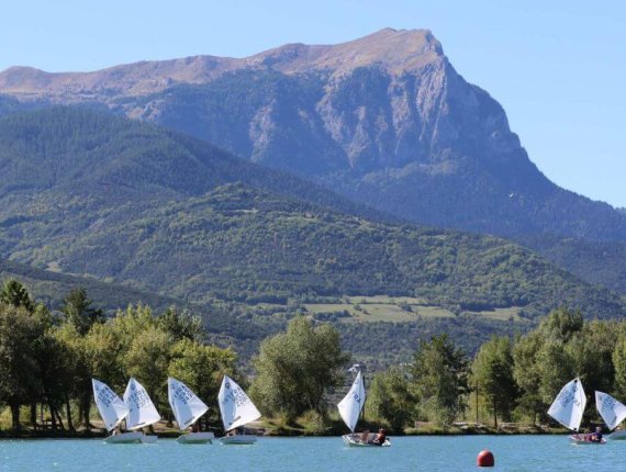 Activités nautiques sur le Lac de Serre-Ponçon